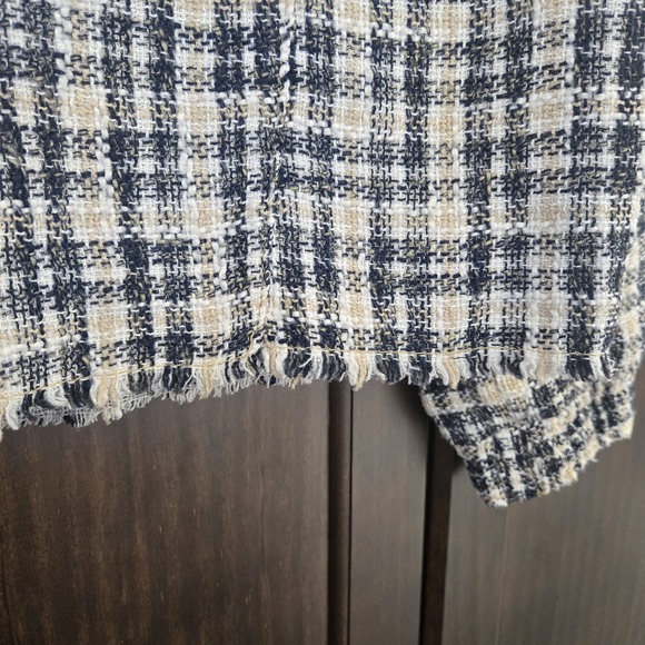 Zara Tweed Plaid Cropped Jacket Button Up Collared Navy Cream Frayed Hem Small - Picture 4 of 16